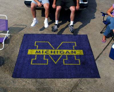 5' x 6' Michigan Wolverines Tailgater Mat