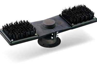 Double Pipe Mount Spike Brush