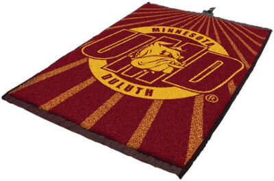 Minnesota (Duluth) Bulldogs Jacquard Golf Towel (Set of 2)